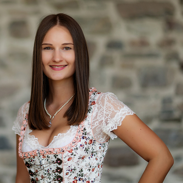 kosteneffizient, Verzahnung, Kompetenzbereich, IT-Service, lückenlos, bedarfsgerecht, crossmedial, Crossmedia, medial, Journalismus, Kommunikationsmittel, Medienformat, Grundidee, ganzheitlich, nachhaltig, Kreuzen der Medien, Konzern, Markt, Verbreitung, Betreuung, langjährig, umfangreich, Wissen, kontinuierlich, Weiterentwicklung, Team, Besprechung, Aussehen, Gestaltungsgrundlage, Leistungsspektrum, überflügeln, Search Engine Optimization, Optimierung, HTML-Title-Tag, Ebene, Struktur, Analyse, On-Page-Optimierung, Keyword, Off-Page-Optimierung, Link, verbessern, hervorragend, außergewöhnlich, hartumkämpft, Gebiet, Werbematerial, Printbereich, Onlinebereich, Marke, Familienbetrieb, nebenan, etablieren, schwierig, Vorhaben, kompliziert, aufwendig, vertrauensvoll, Partner, Expertise, verfasst, Gutachten, Sachverhalt, Fachgebiet, Grafikdesign, Vorhaben, Widererkennungswert, Verwandung, Vertrauensvoll, Selbstständige, Freiberufler, persönlich, Gespräch, besprechen, Gemeinsam, Konzept, Zielgruppe, zugeschnitten